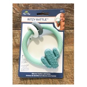 🖤Itzy Ritzy Rattle & Teether